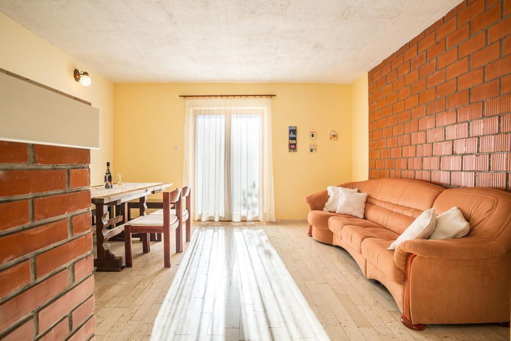 Apartment Srecko Вінішчє Екстер'єр фото