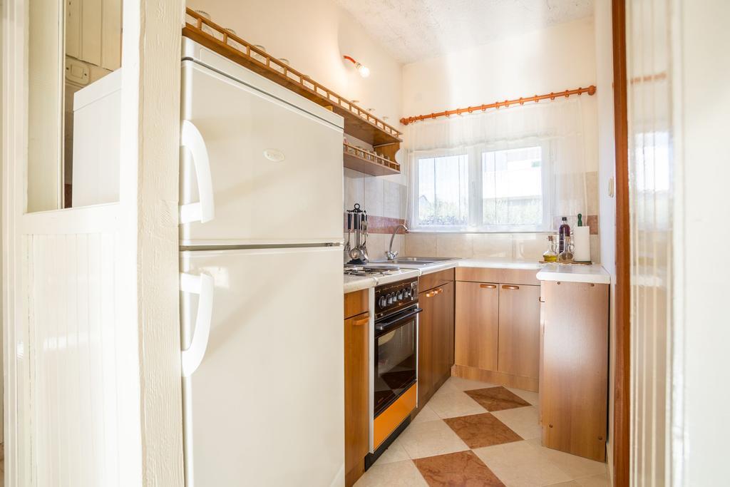 Apartment Srecko Вінішчє Екстер'єр фото