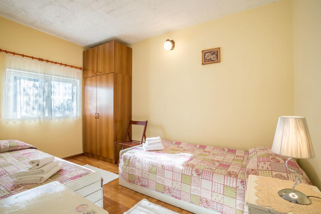 Apartment Srecko Вінішчє Екстер'єр фото